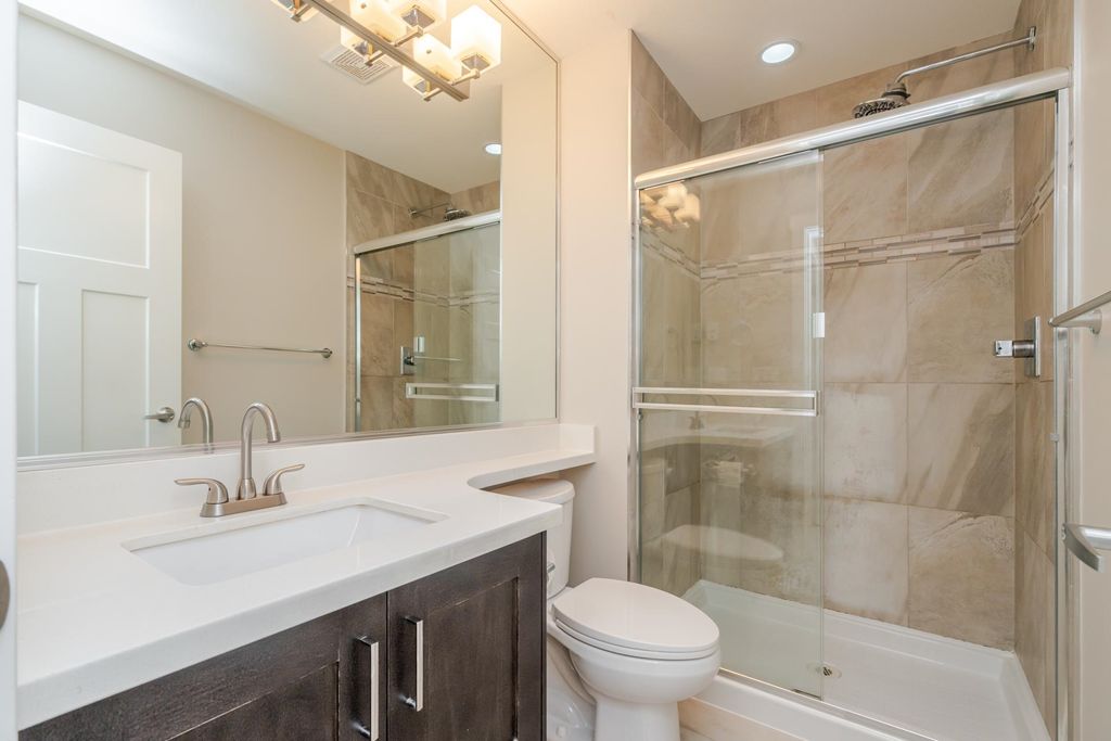 listing image 1103533073469834269