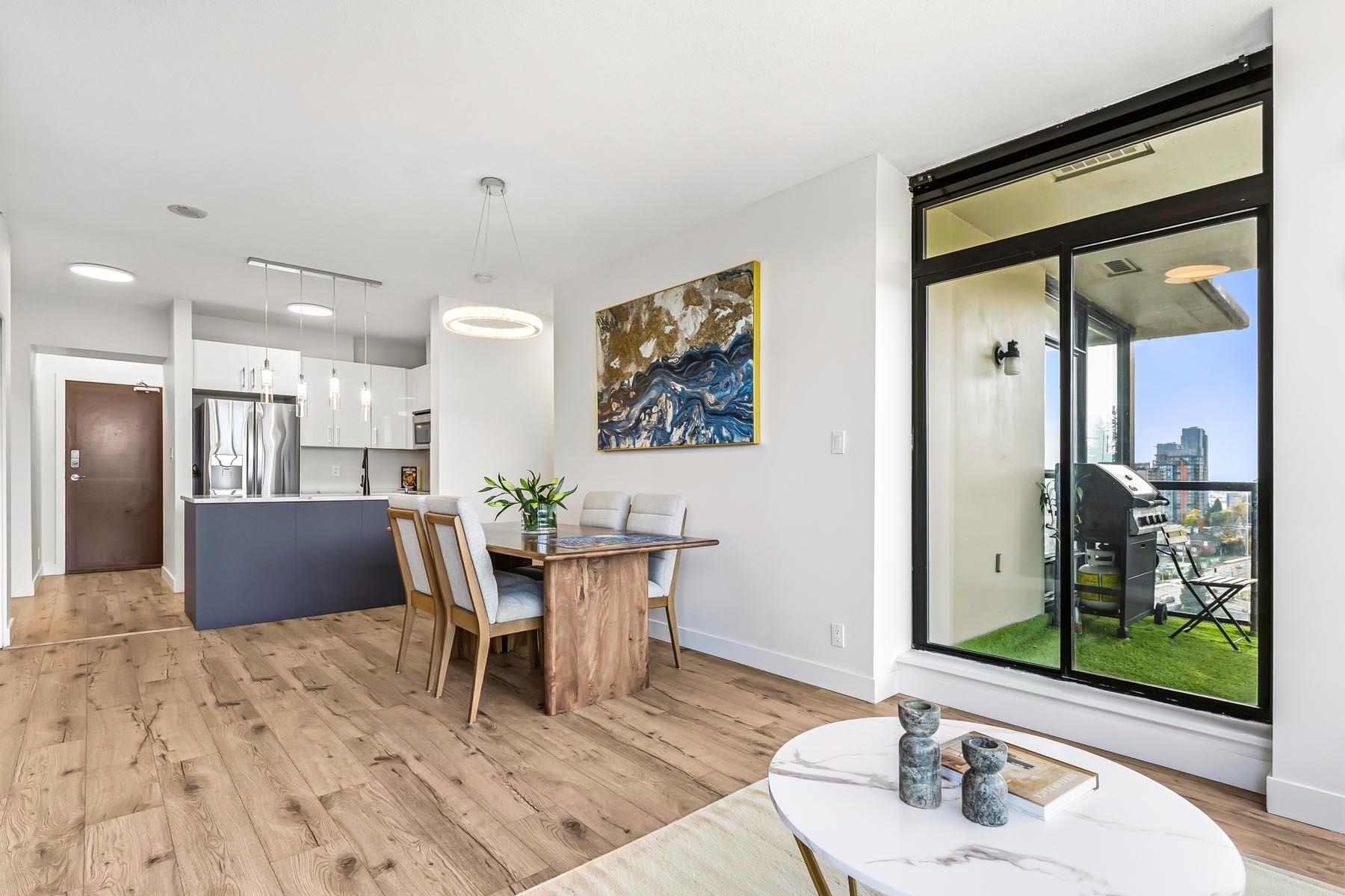 15 E Royal Avenue 1701