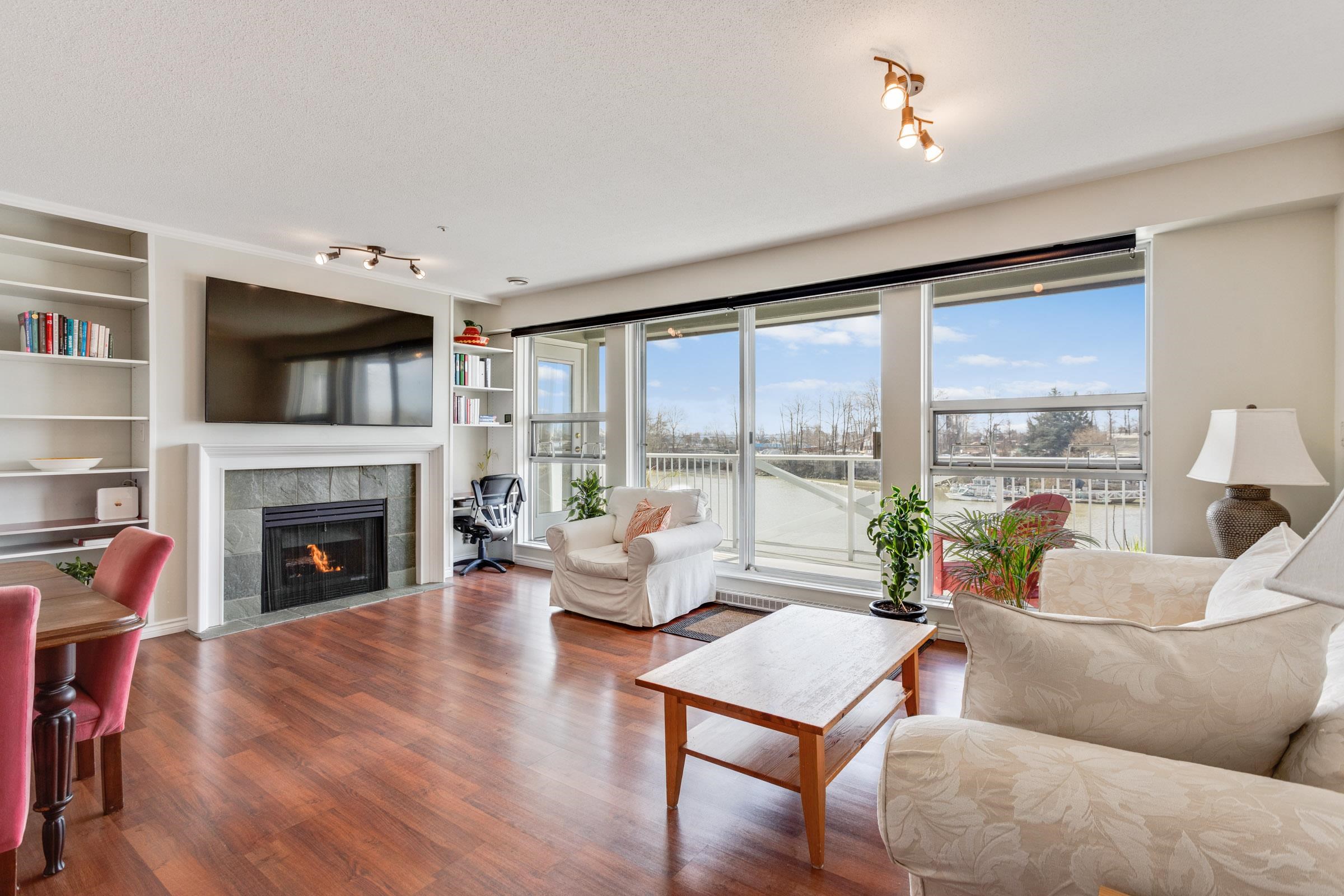 1820 E Kent Avenue South 306