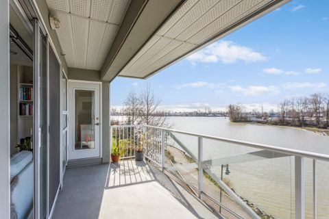 1820 E Kent Avenue South 306 Vancouver BC V5P 2S7