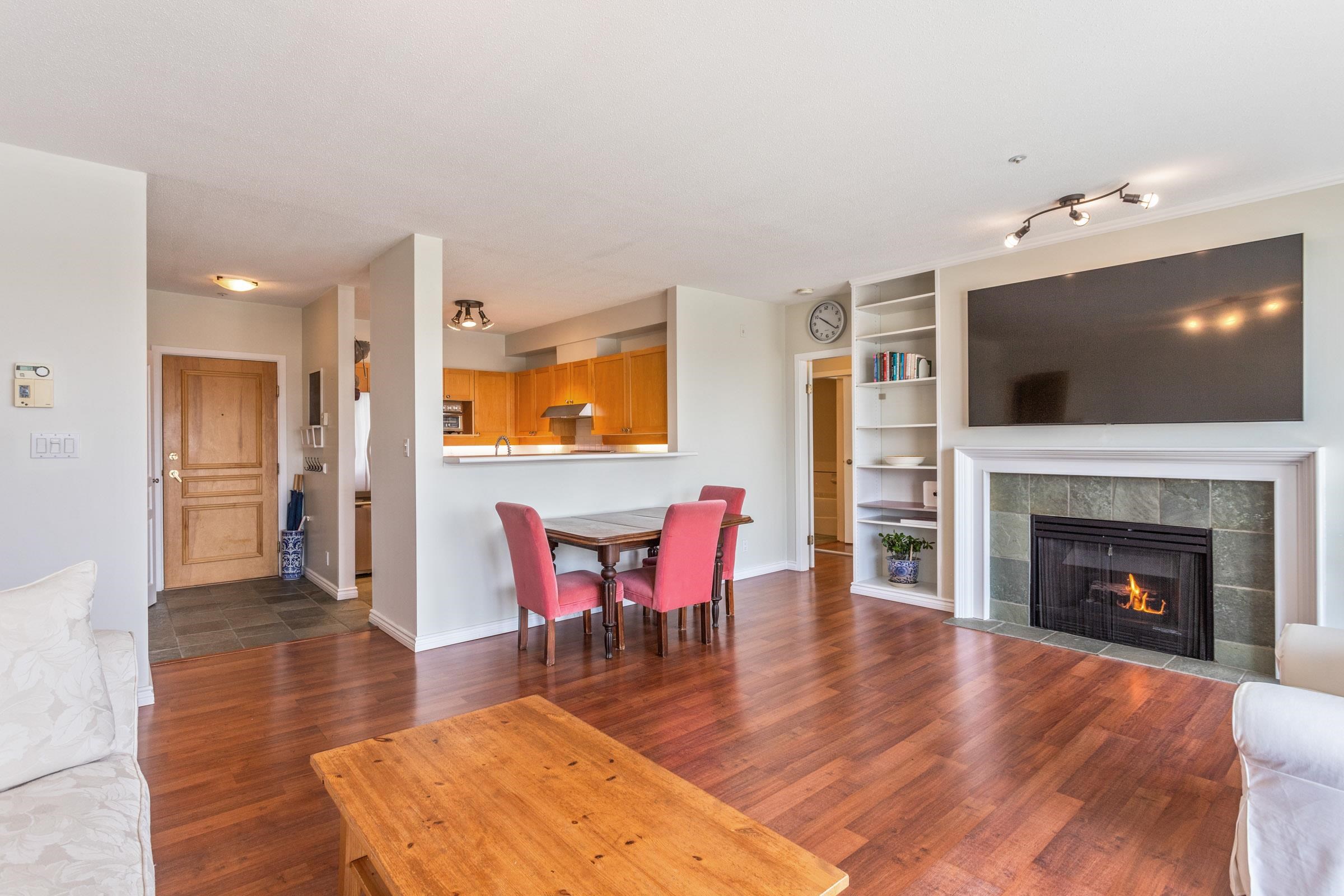 1820 E Kent Avenue South 306