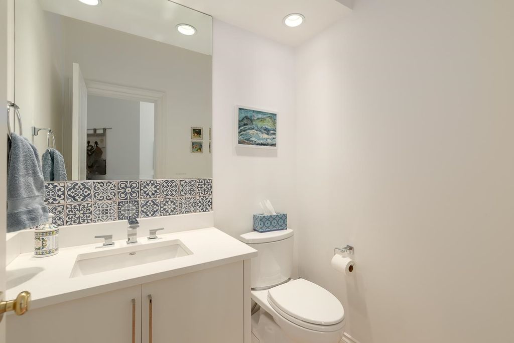 listing image 1103261495130304727