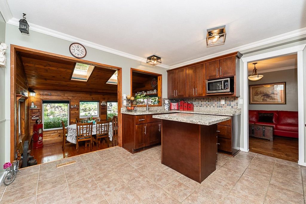 listing image 1102174410707175283