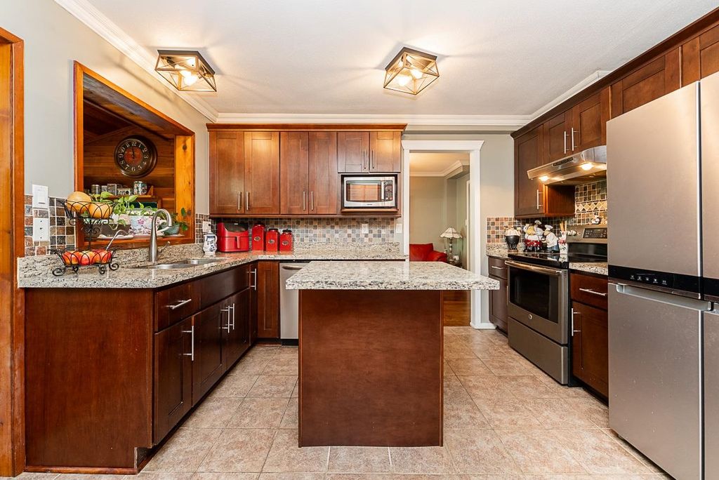 listing image 1100031910862512406
