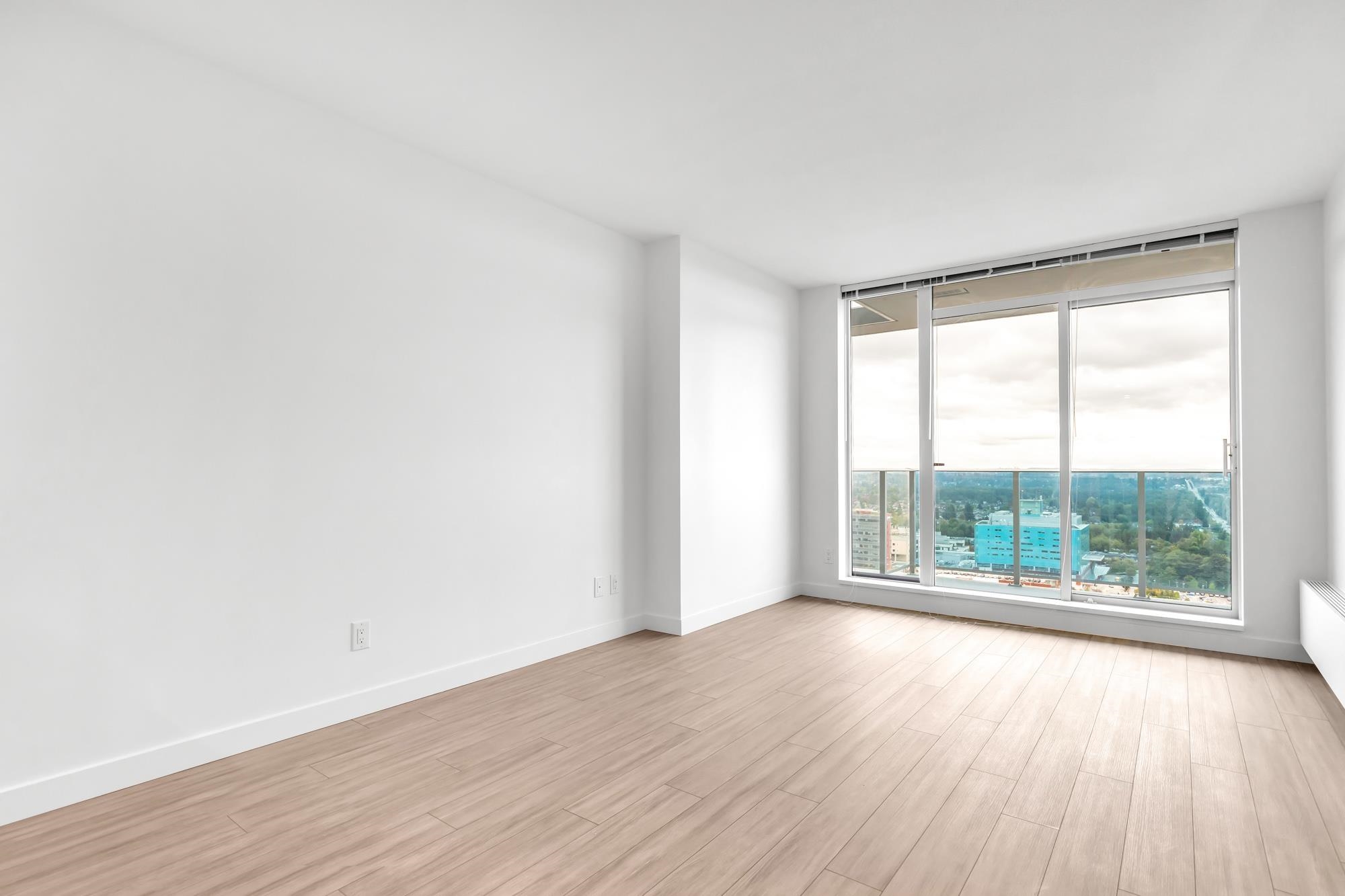 13615 Fraser Highway 2702