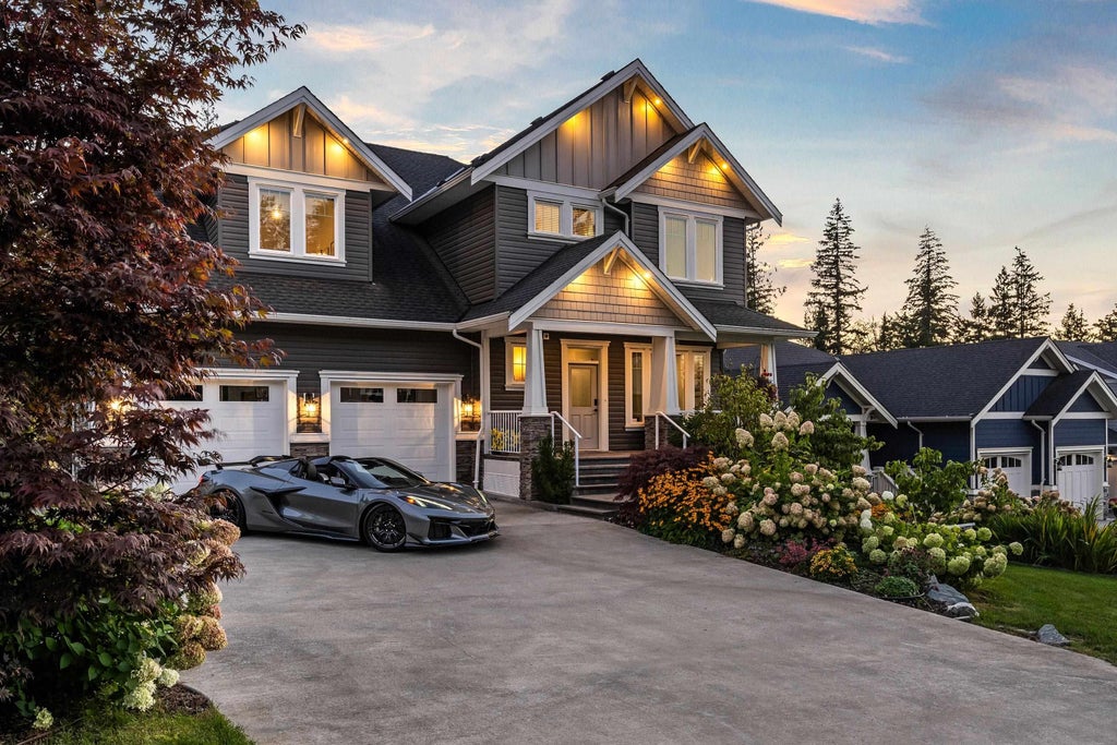 Photo of 50250 Sienna Avenue, Chilliwack, BC V4Z 0C4 (MLS # R3151264)