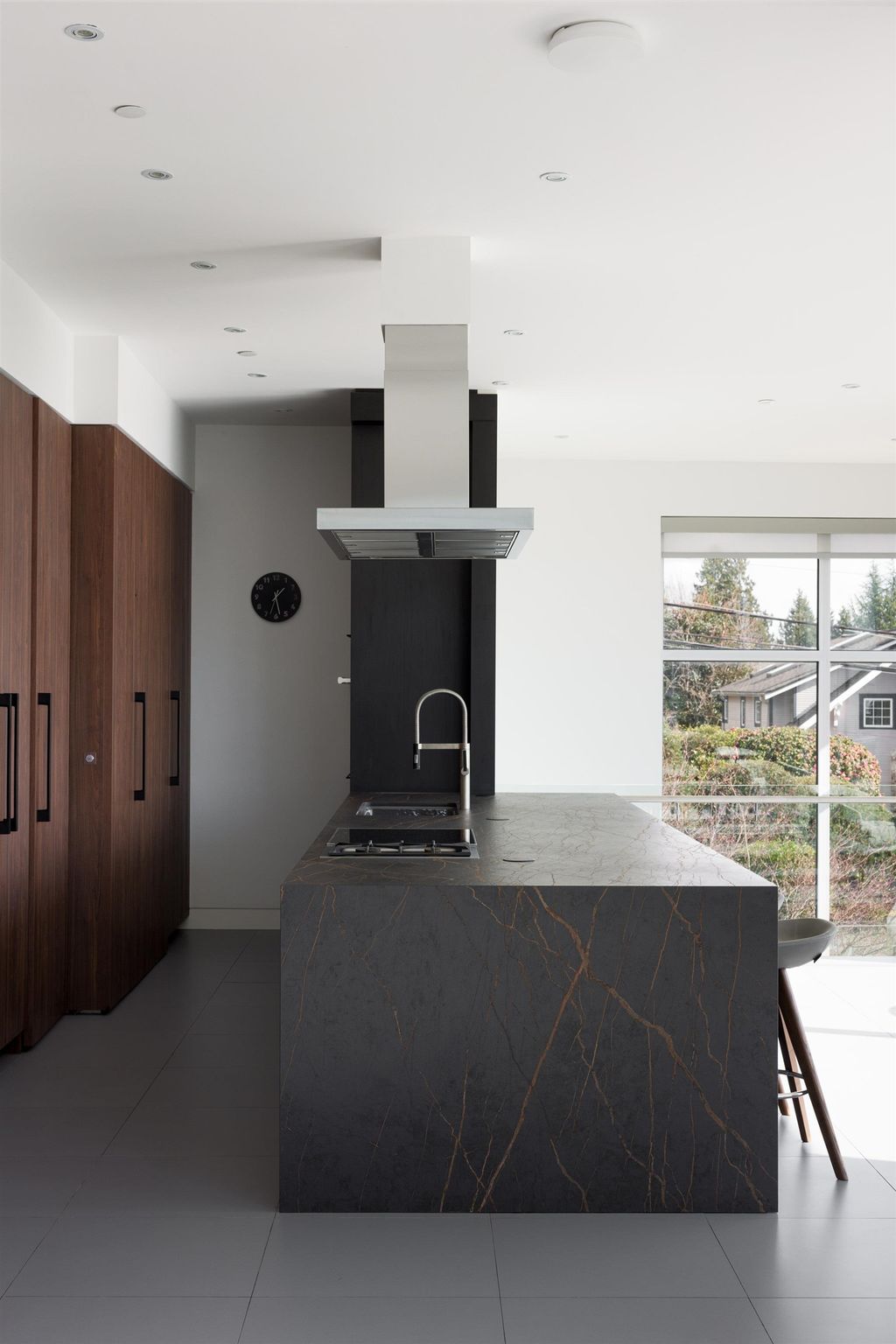 listing image 1101515709639210924