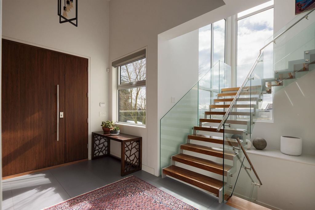 listing image 1101138724727440419