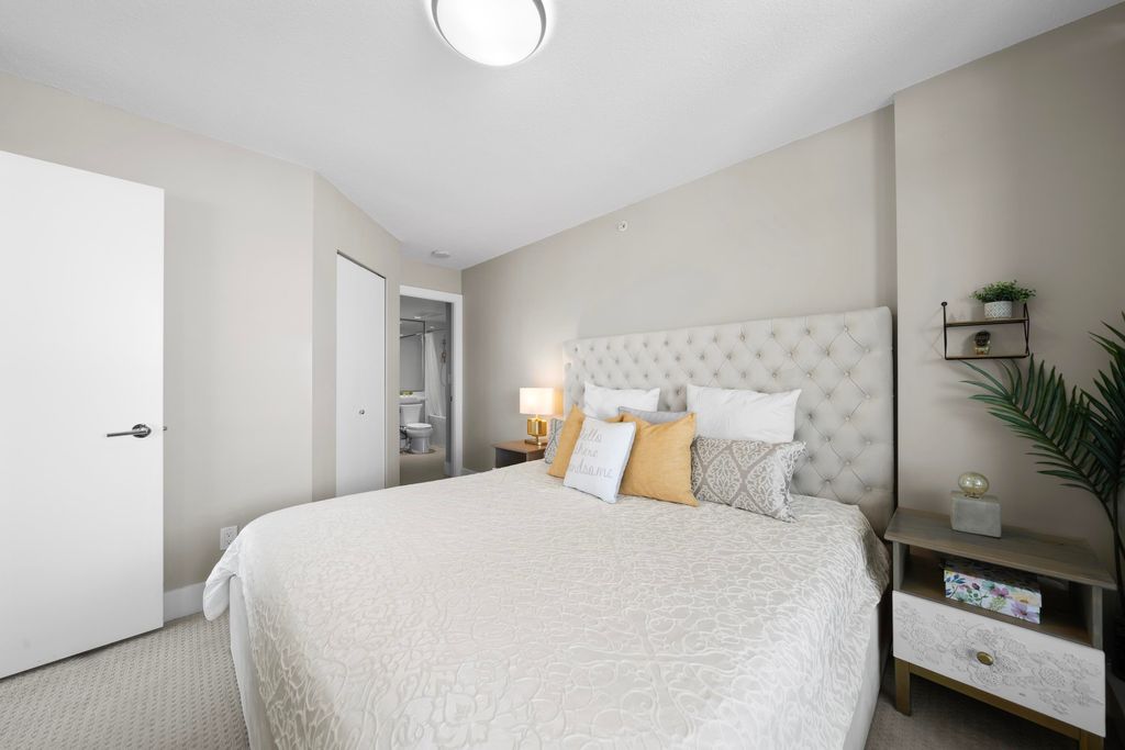 listing image 1109759833947080871