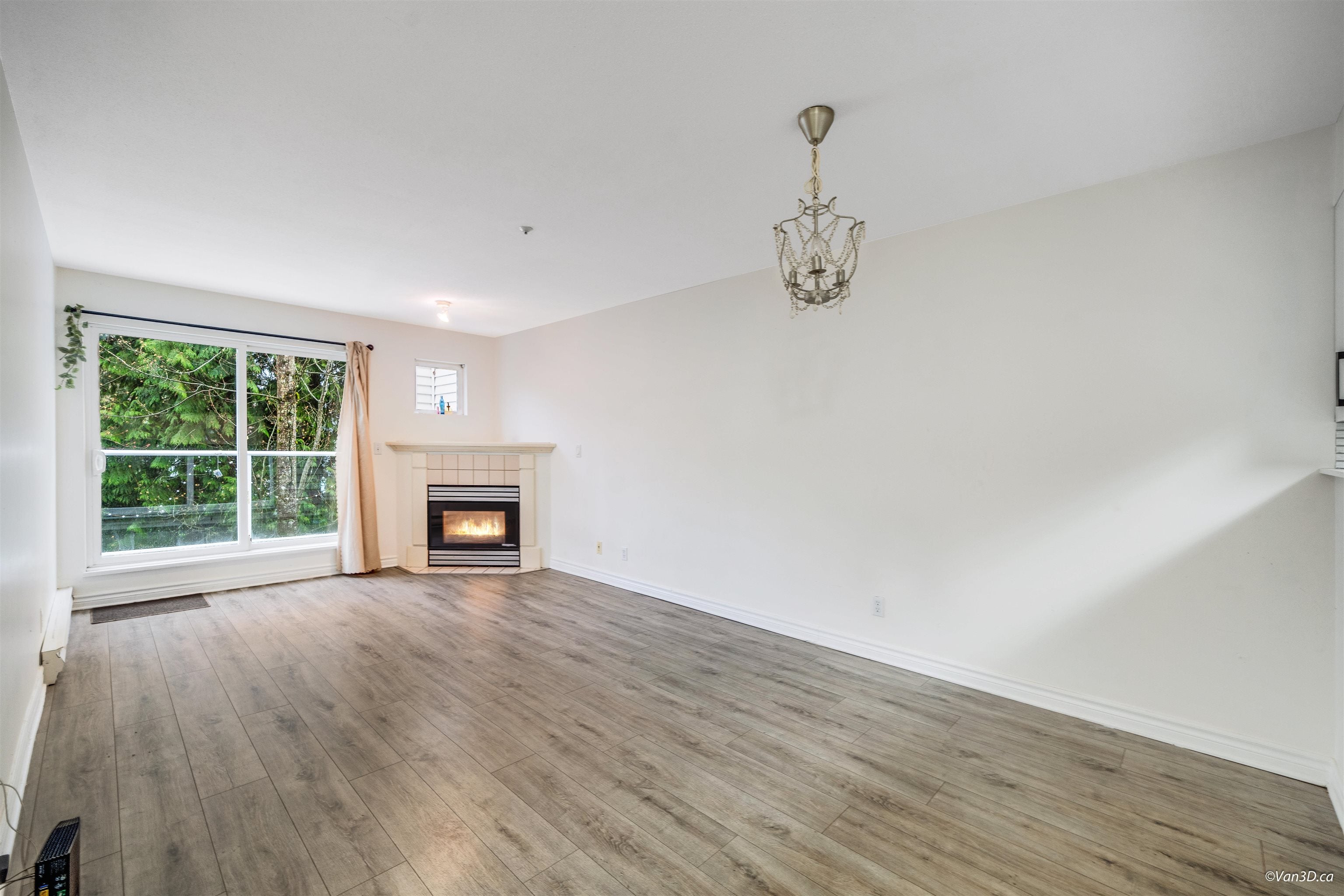 9848 Whalley Boulevard C302
