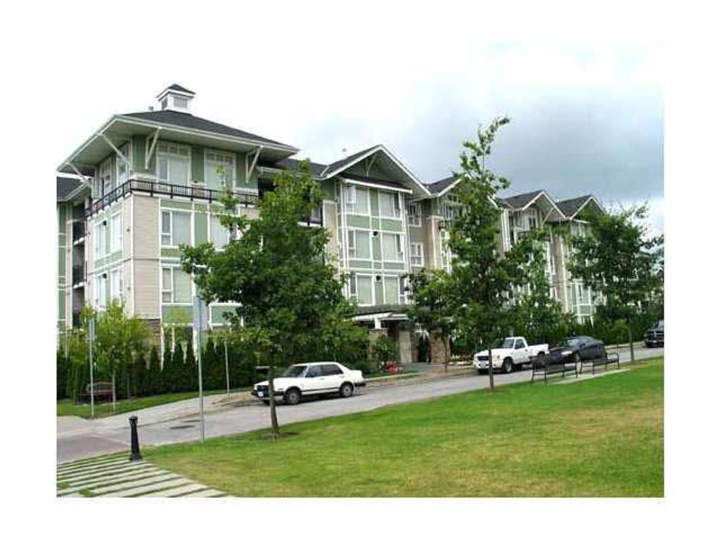 listing image 1105403242166875875