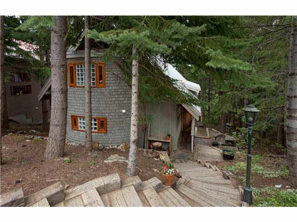 listing image 1104189439359288809