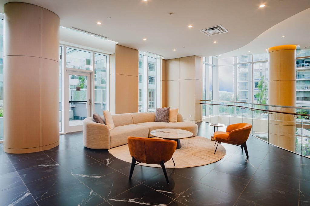 listing image 1101846377690129376