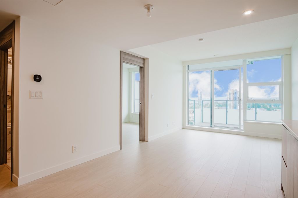 listing image 1103462840463121884