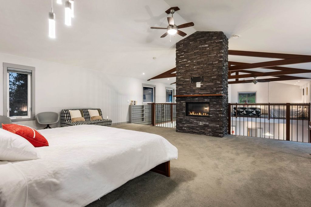 listing image 1106839448453232730