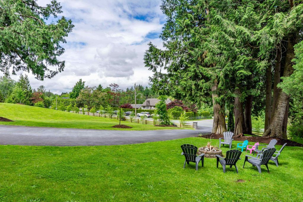 listing image 1102615450109089605