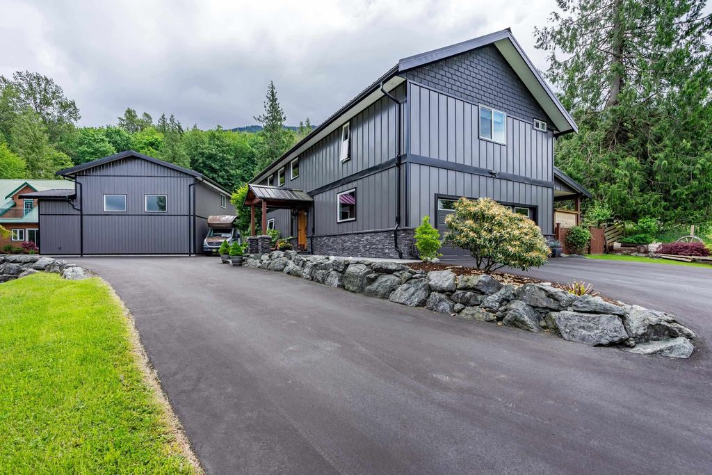 listing image 1102155105263632177