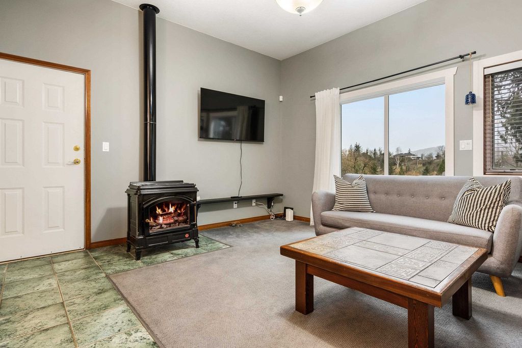listing image 1108081225588370220
