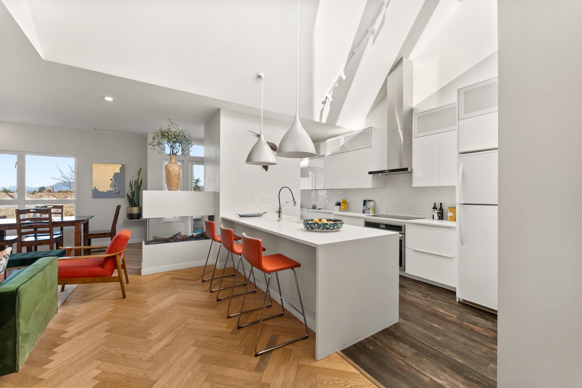 5800 Andrews Road 413