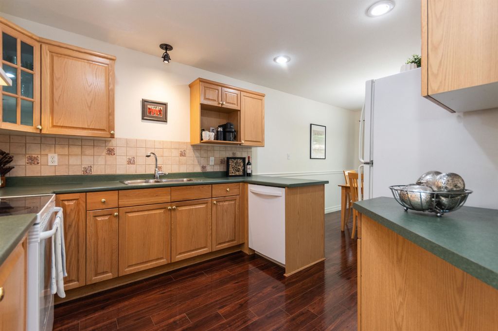 listing image 1109773704980753831