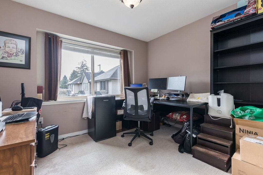listing image 1100213290635268083