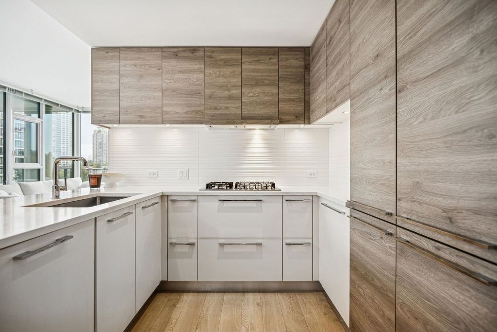 listing image 1107985964464947784