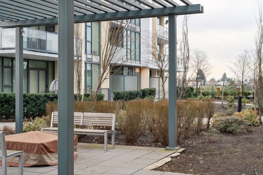 listing image 1104513794166705127