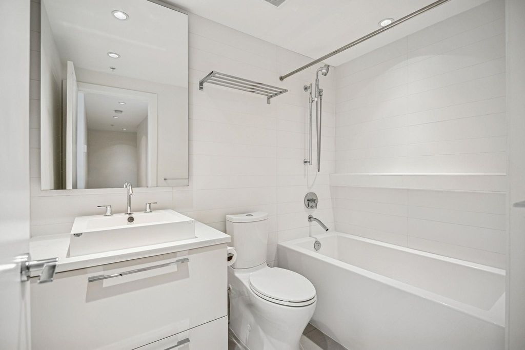 listing image 1106792015085344232