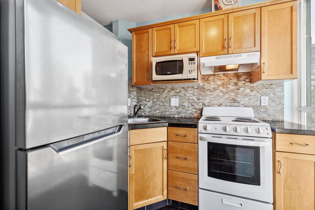 listing image 1101053123322913662