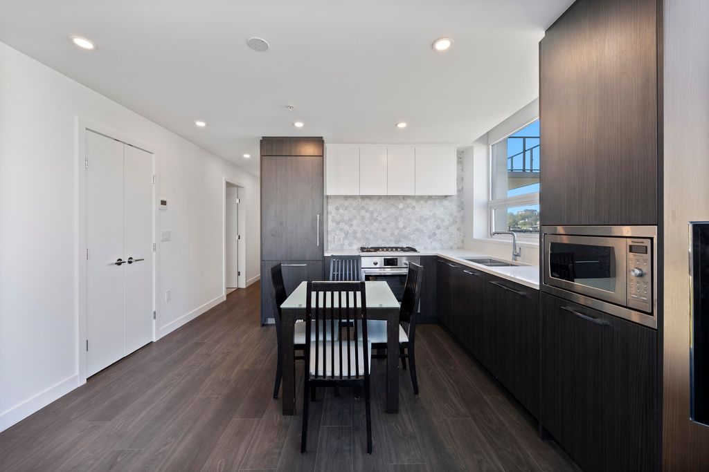 listing image 1101109919284701464