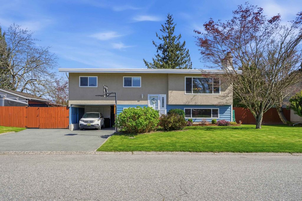 Photo of 10096 Killarney Drive, Chilliwack, BC V2P 5P8 (MLS # R3110472)