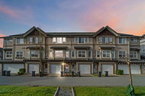 1055 Riverwood Gate 126 Port Coquitlam BC V3B 8C3