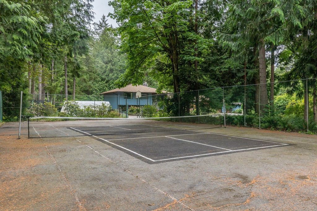 Photo of 20244 27 Avenue, Langley, BC V2Z 1X3 (MLS # R3109983)
