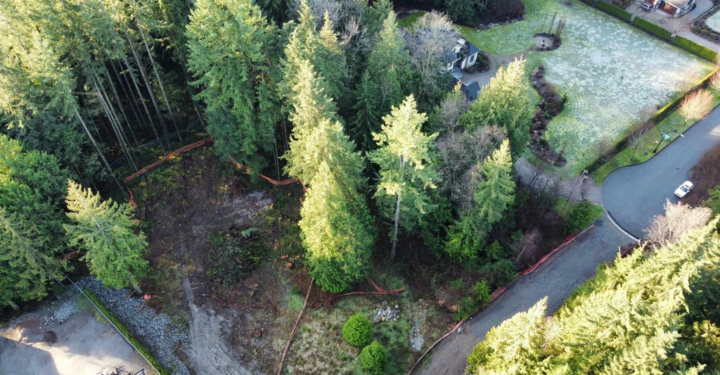 Photo of 26806 124 Avenue, Maple Ridge, BC V2W 1N8 (MLS # R3152244)