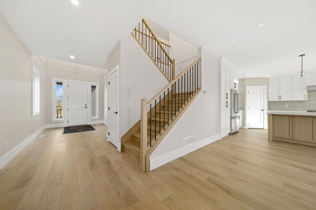 Photo of 13544 Birdtail Drive, Maple Ridge, BC V4R 2P7 (MLS # R3115493)