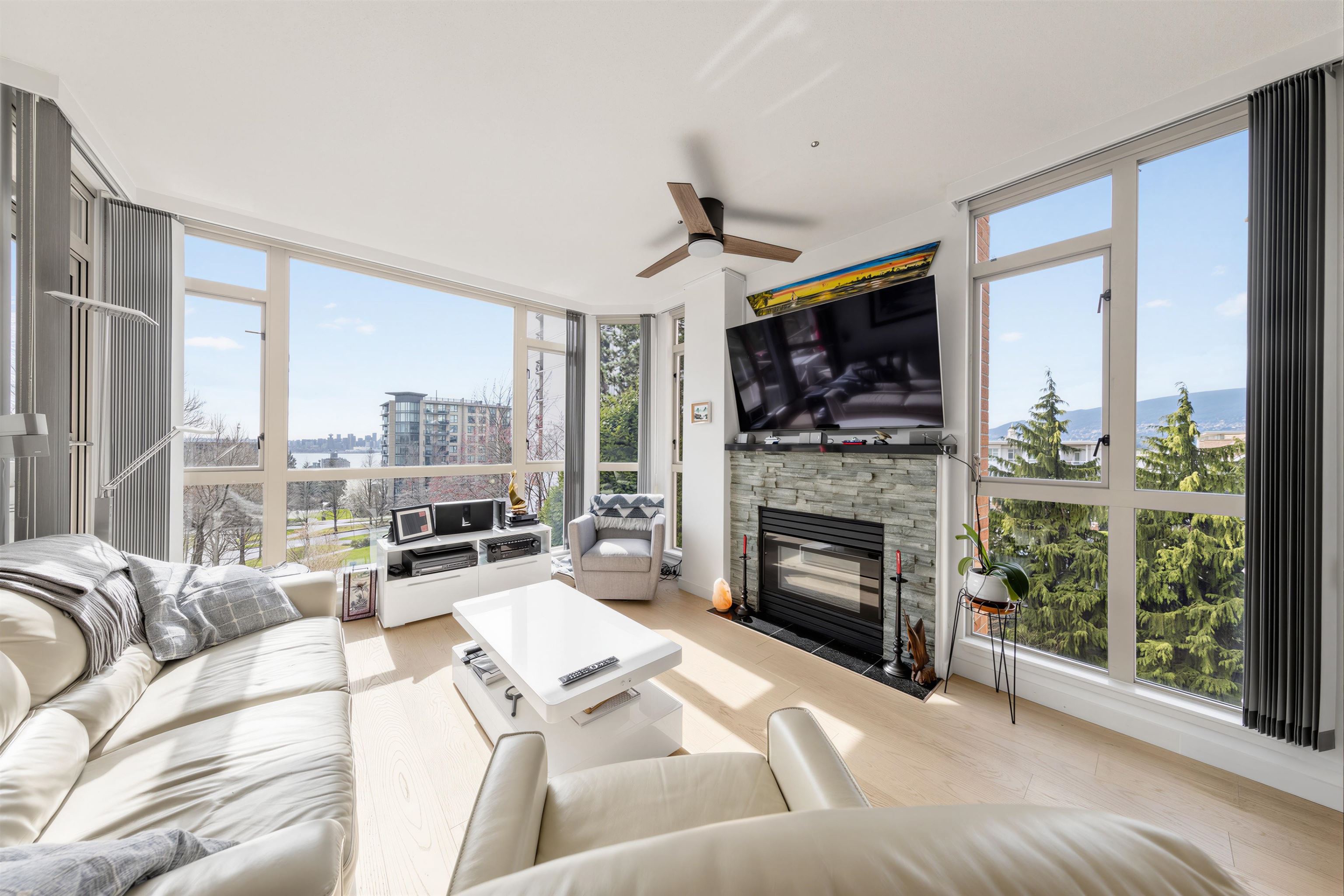 160 W Keith Road 304