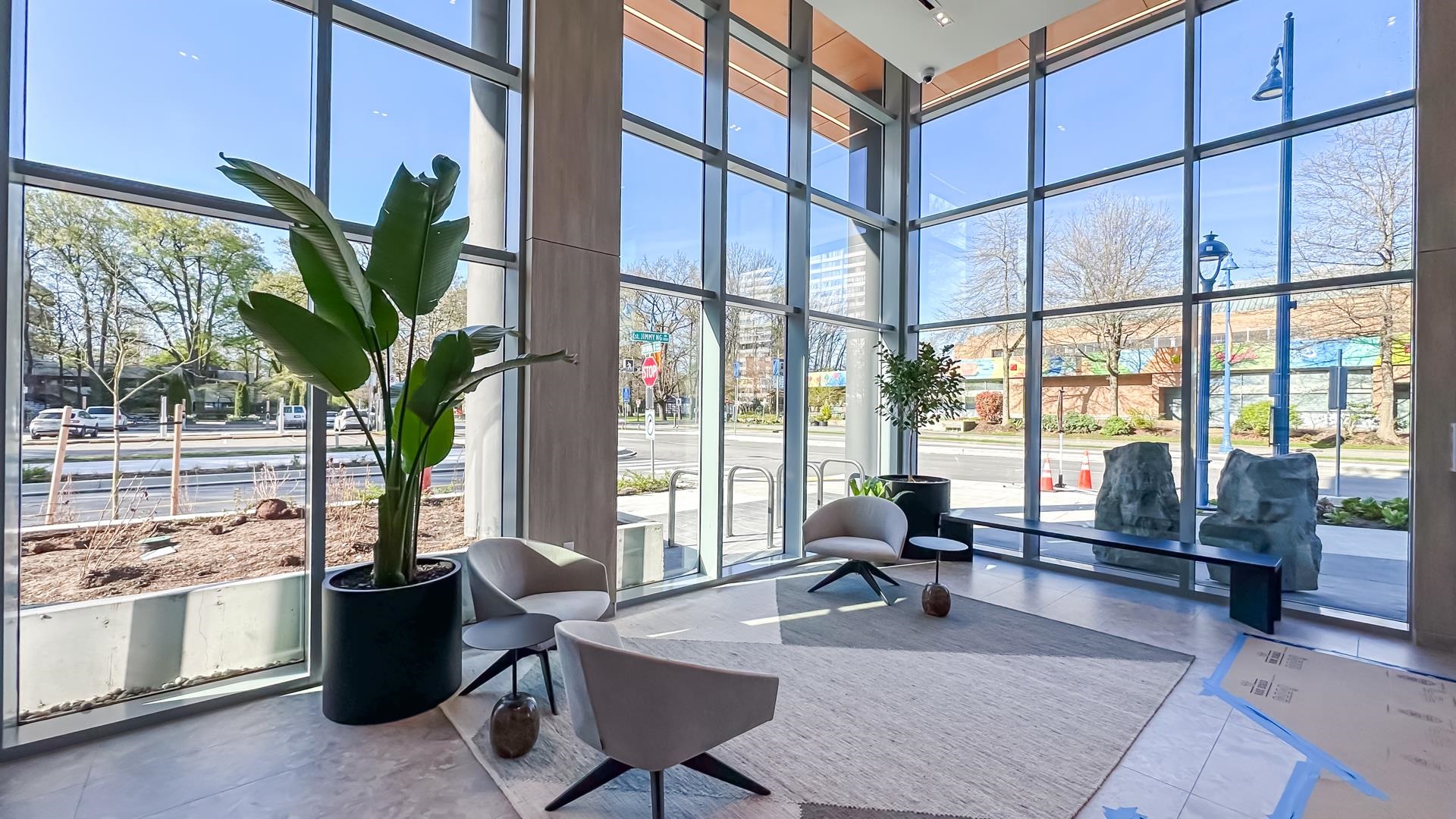 6808 Minoru Boulevard 811