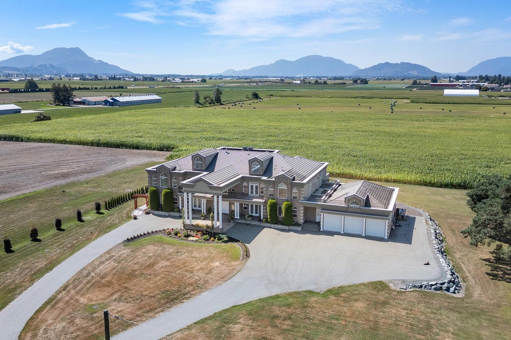 Photo of 8703 Upper Prairie Road, Chilliwack, BC V2P 6H3 (MLS # R3155849)