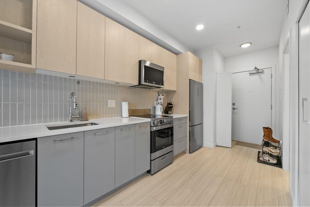 Photo of 10777 138 Street, Surrey, BC V3T 0T5 (MLS # R3177891)