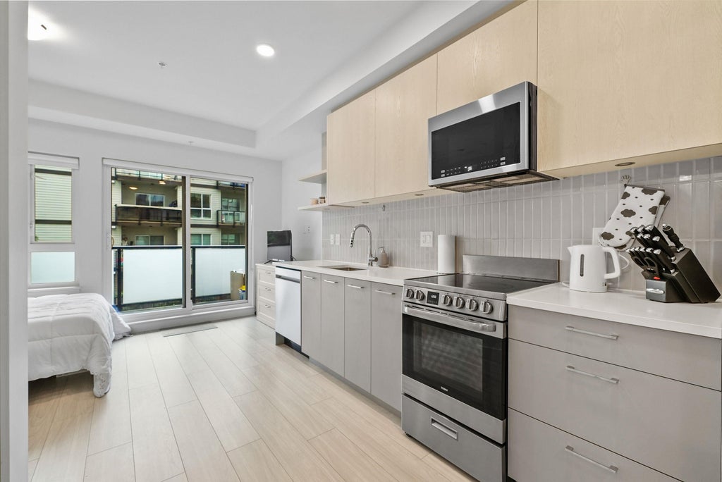 Photo of 10777 138 Street, Surrey, BC V3T 0T5 (MLS # R3177891)