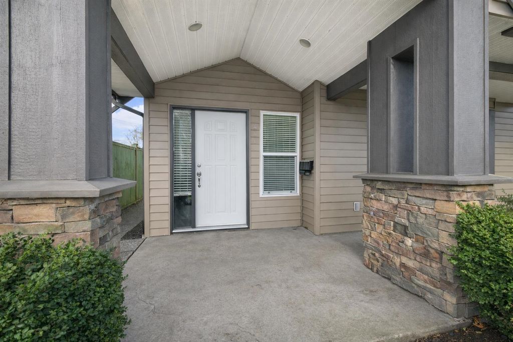 Photo of 46151 Third Avenue, Chilliwack, BC V2P 1R7 (MLS # R3099274)
