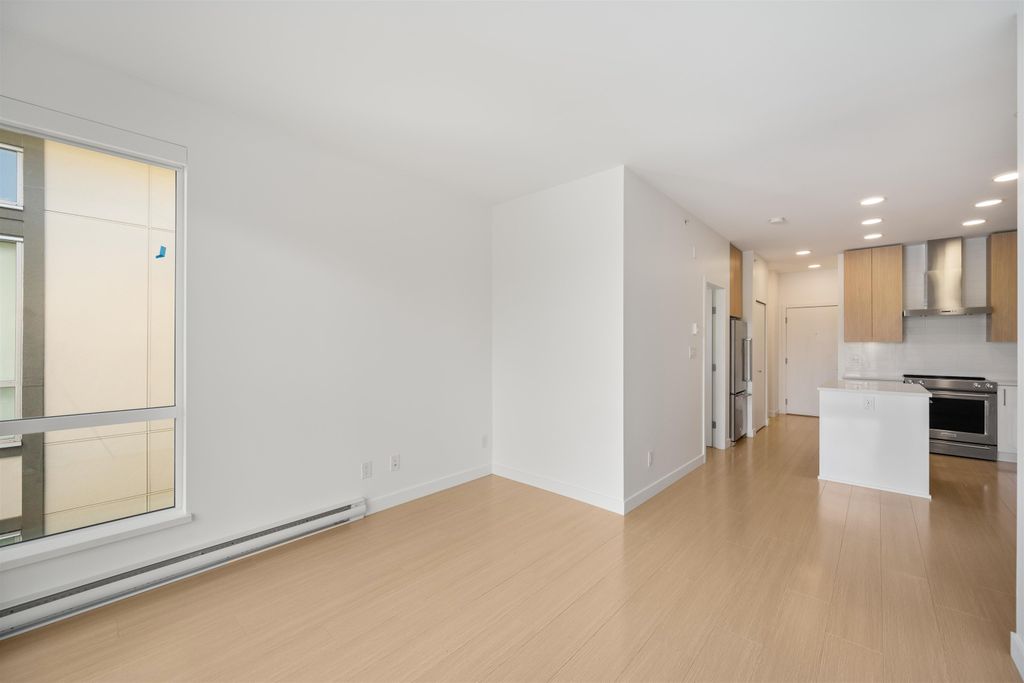 listing image 1102225062169198993
