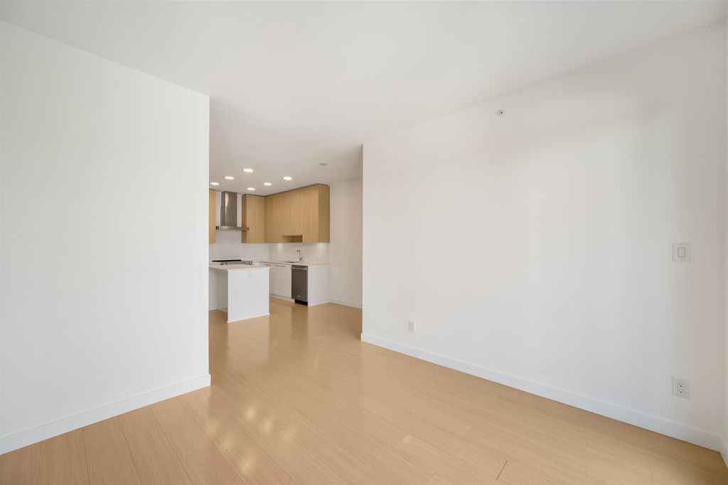 listing image 1105854229490540434