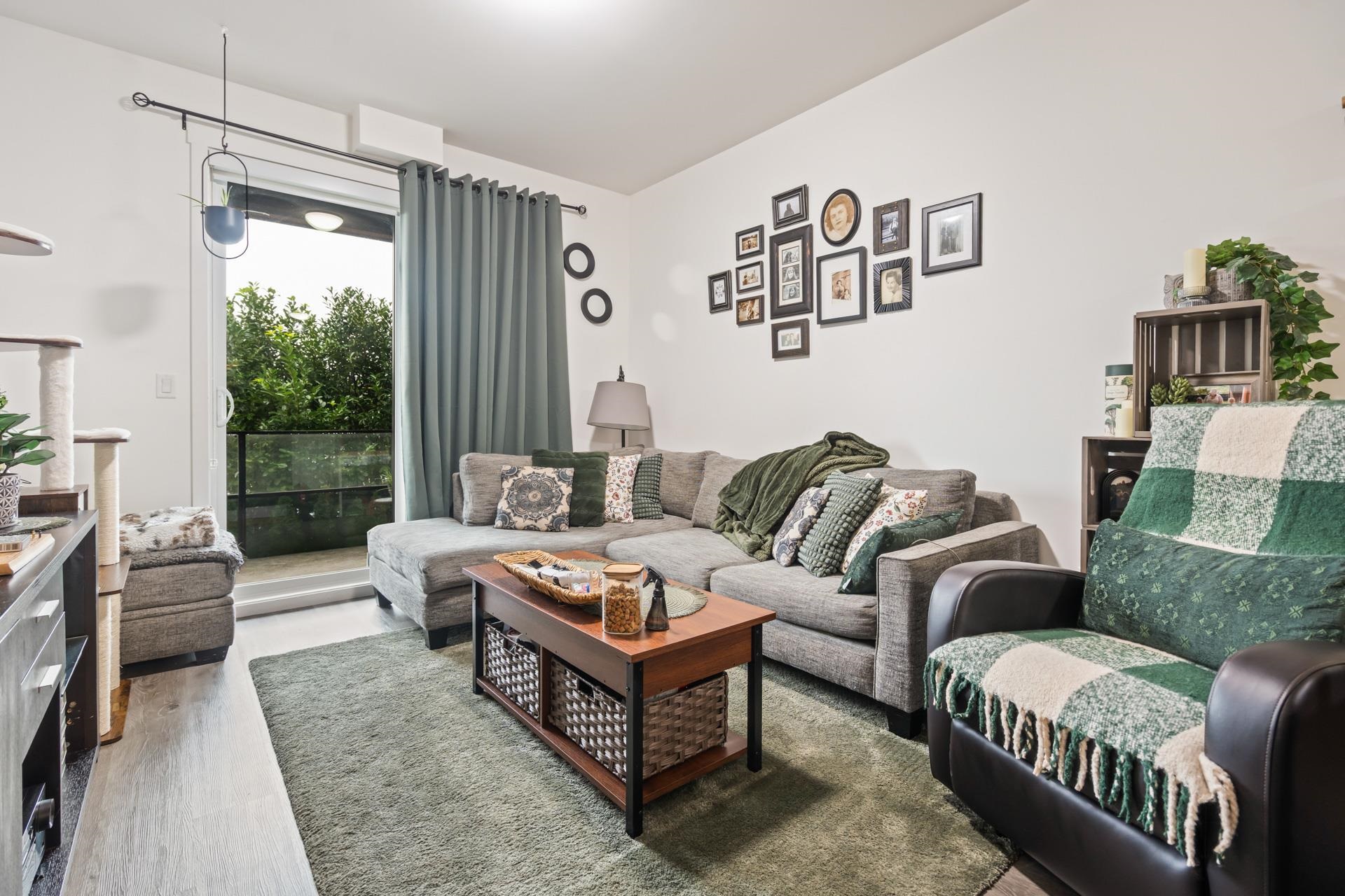 12320 222 Street 204