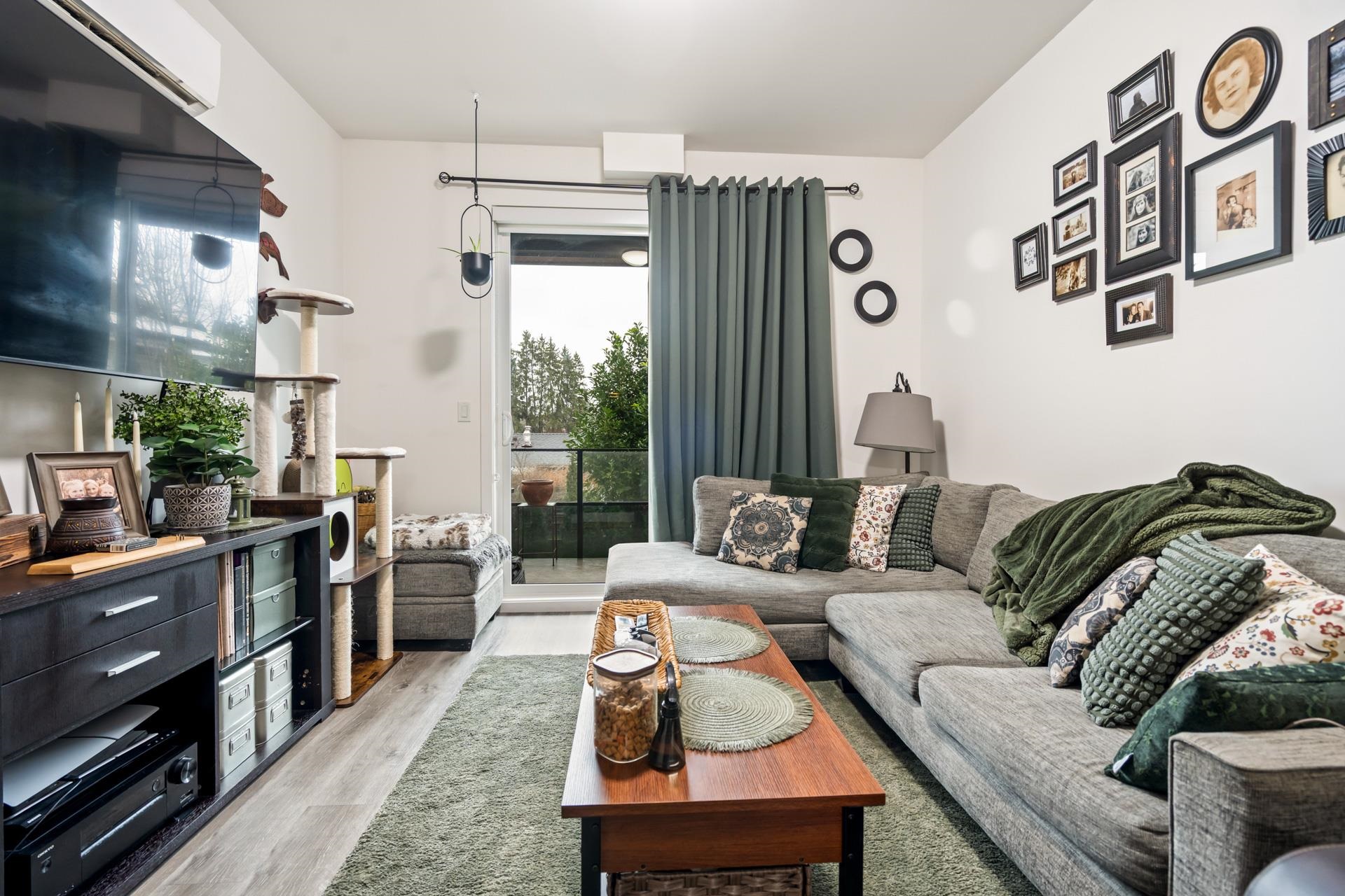 12320 222 Street 204