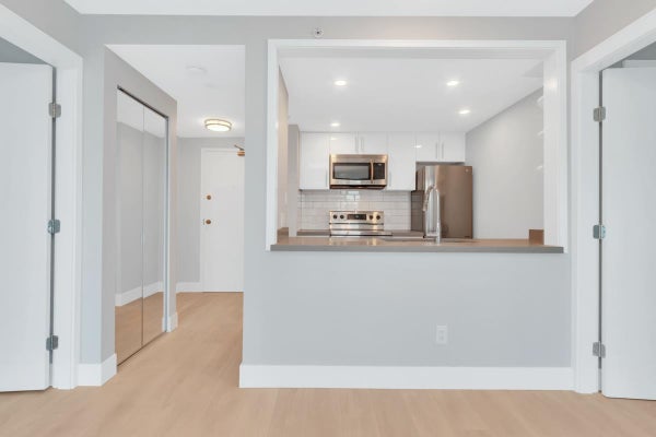 2503 - 438 Seymour St, Vancouver, BC 4