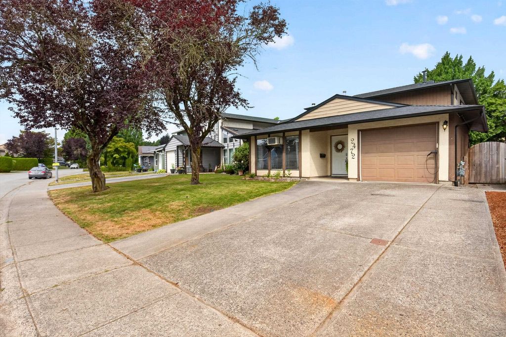 Photo of 2472 Wayburne Crescent, Langley, BC V2Y 1B7 (MLS # R3131086)