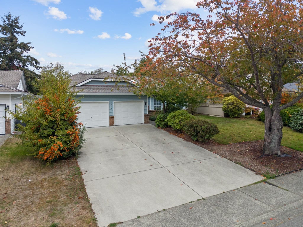 Photo of 14129 16a Avenue, Surrey, BC V4A 8K2 (MLS # R3174595)