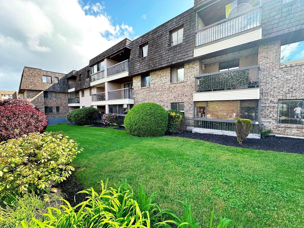 listing image 1100862509829913551