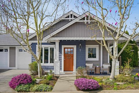 1640 140 Street 7 Surrey BC V4A 0A7